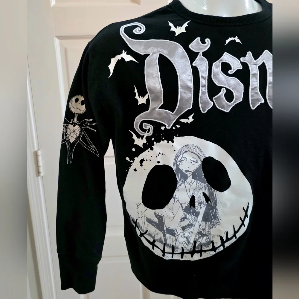 Disneyland The Nightmare Before Christmas Black silver Spellout Shirt Sz Medium - Picture 2 of 10